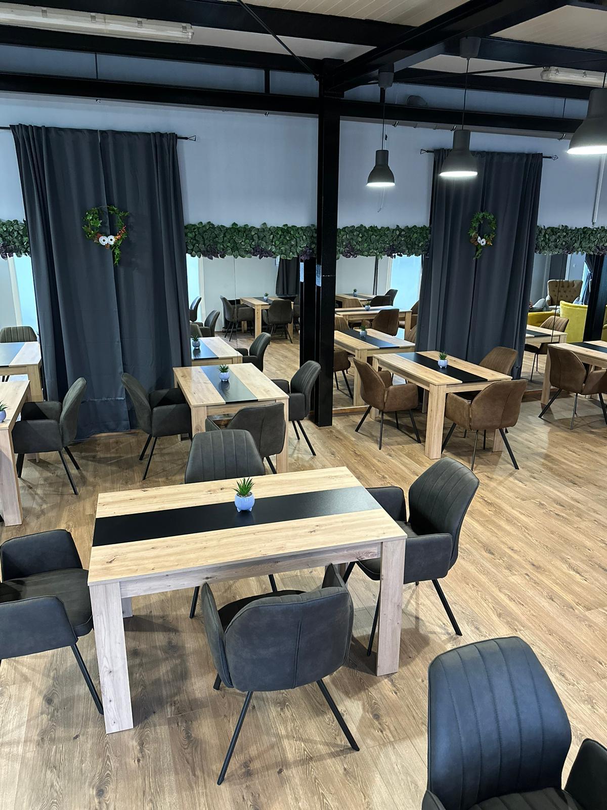 XXL Sala Osijek - Main Hall Setup for Wedding 12