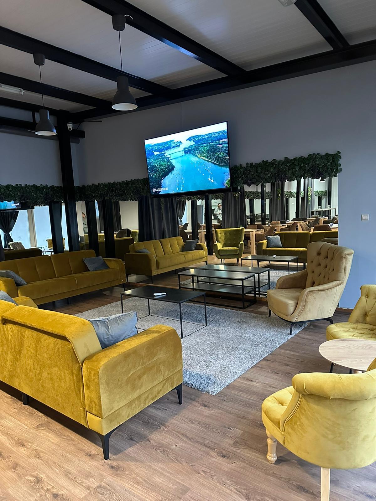 XXL Sala Osijek - Main Hall Setup for Wedding 13